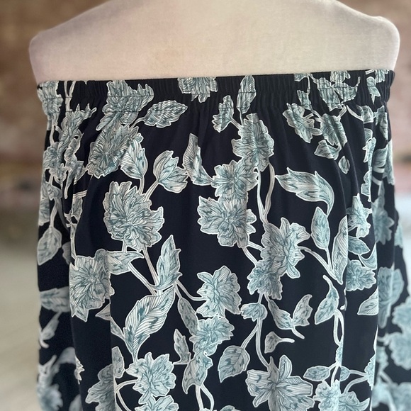 Splendid Top Off the Shoulder Navy Blue Mint Floral Floral S Garden Boho Chic - Picture 6 of 17